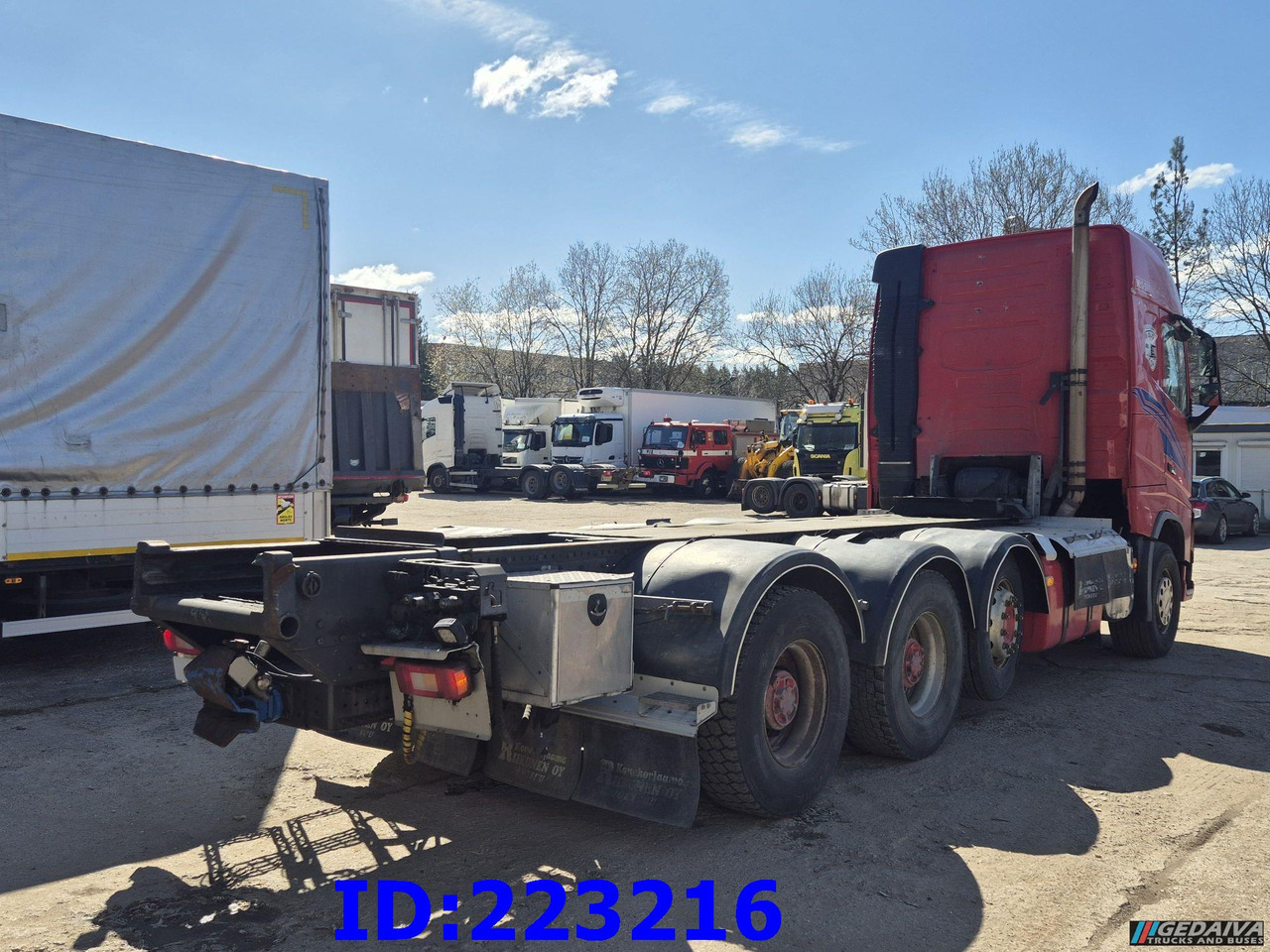 VOLVO FH16 700HP 8X4 Big axle - Camión chasis: foto 5 VOLVO FH16 700HP 8X4 Big axle - Camión chasis: foto 5