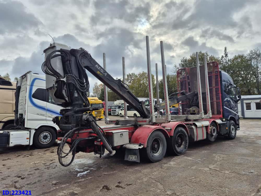 VOLVO FH16 750HP 8x4 + KESLA CRANE - Camión forestal: foto 5 VOLVO FH16 750HP 8x4 + KESLA CRANE - Camión forestal: foto 5