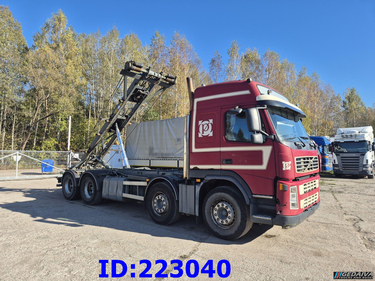 VOLVO FM12 420HP 8x2 - Camión volquete: foto 4 VOLVO FM12 420HP 8x2 - Camión volquete: foto 4