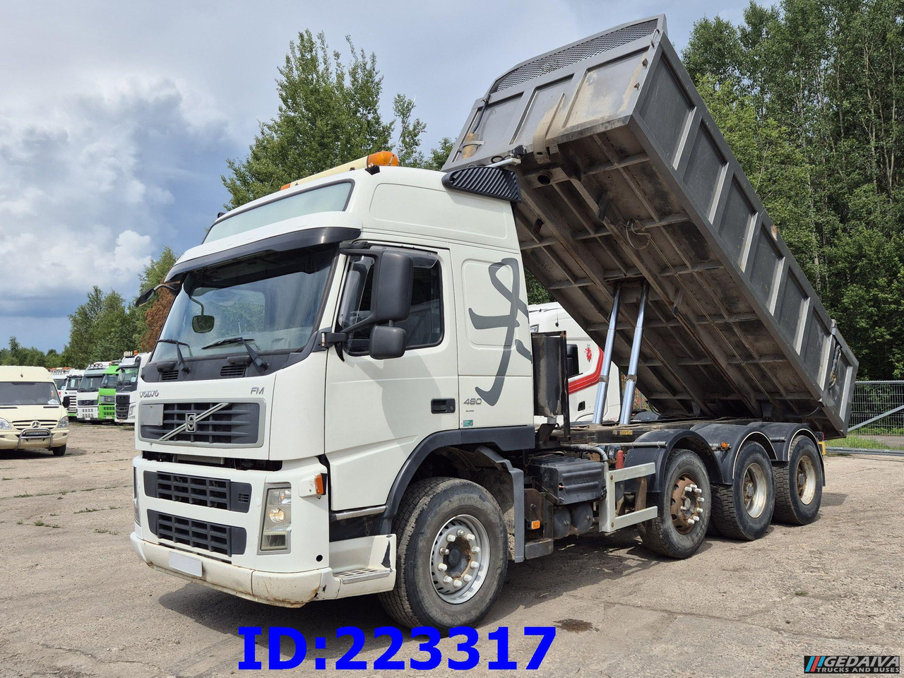 VOLVO FM13 480HP 8x4 (Big axle) - Camión volquete: foto 1 VOLVO FM13 480HP 8x4 (Big axle) - Camión volquete: foto 1