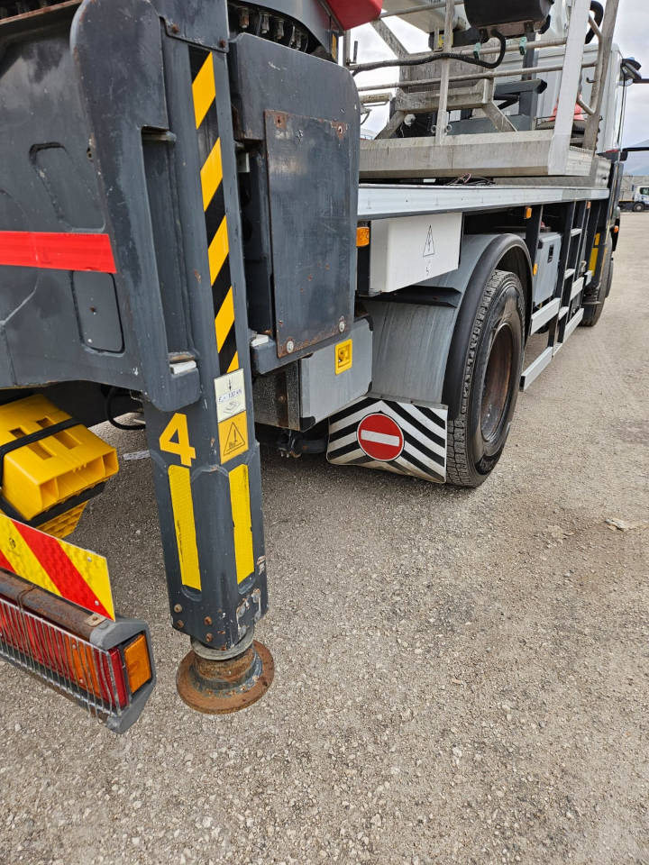 Camión con plataforma elevadora CTE B LIFT 390 HR: foto 21