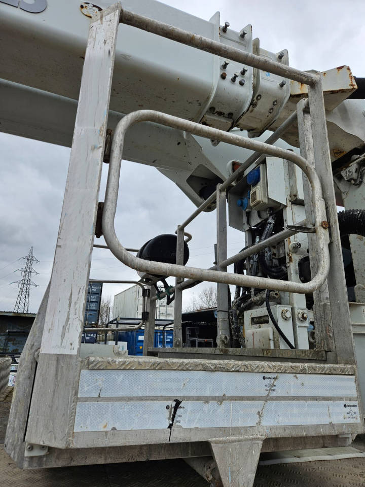 Camión con plataforma elevadora CTE B LIFT 390 HR: foto 6