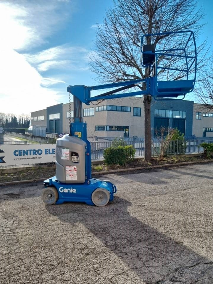 Plataforma de mástil vertical Genie RUNABOUT GR 26J: foto 1