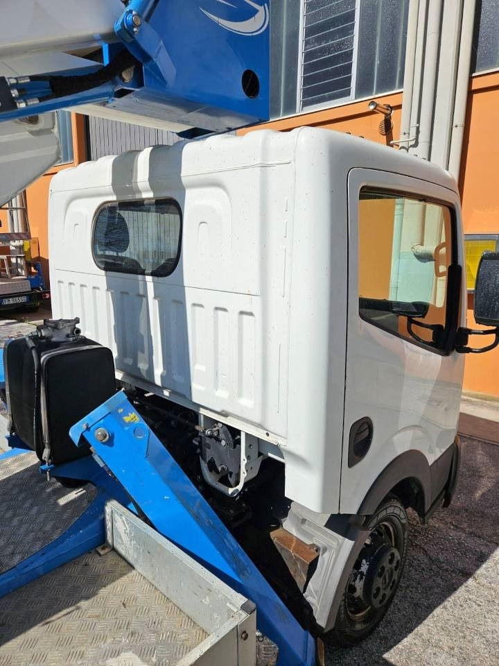 Socage DA 320 - Camión con plataforma elevadora: foto 4 Socage DA 320 - Camión con plataforma elevadora: foto 4