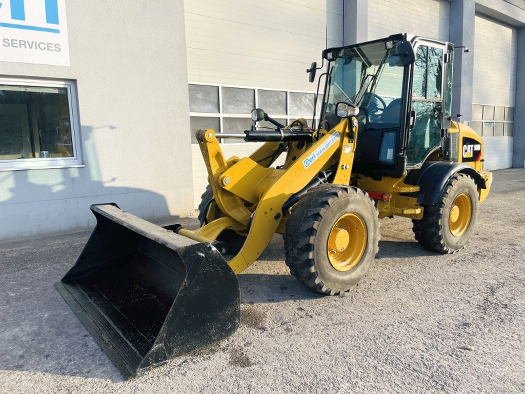 Caterpillar 908M (3893) - Cargadora de ruedas: foto 4 Caterpillar 908M (3893) - Cargadora de ruedas: foto 4