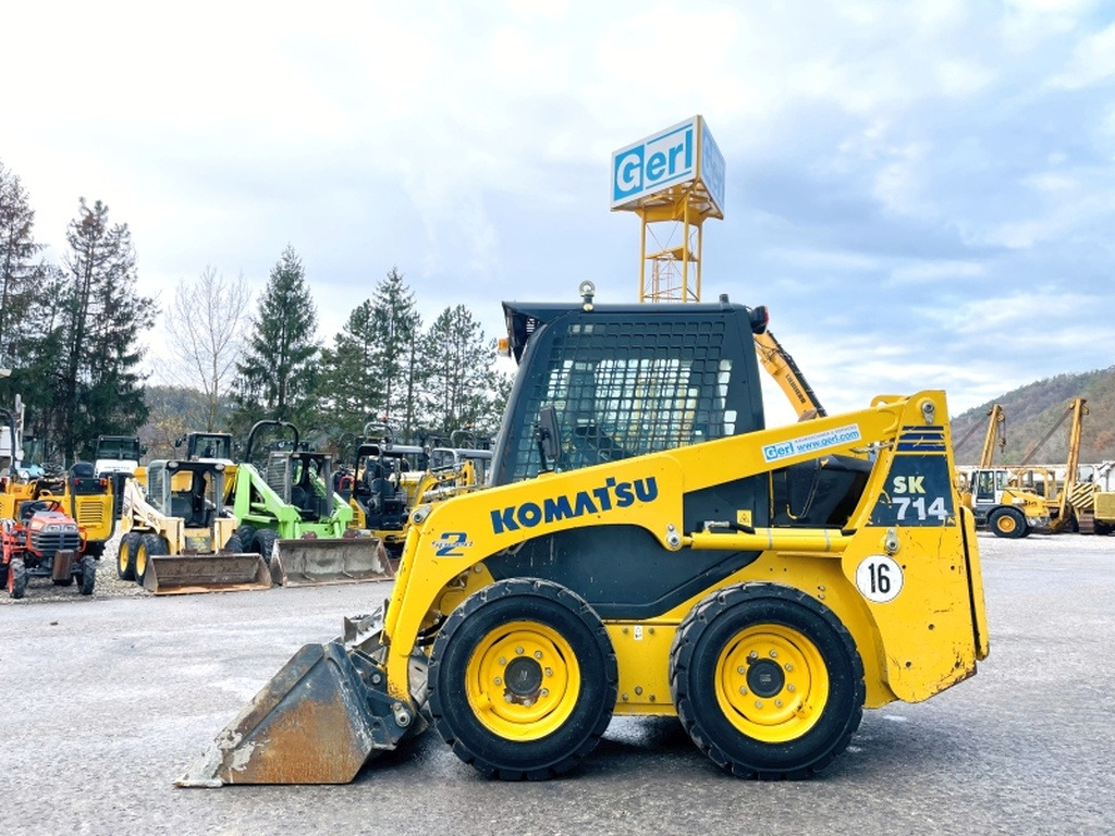 Komatsu SK714 (3906) - Minicargadora: foto 1 Komatsu SK714 (3906) - Minicargadora: foto 1