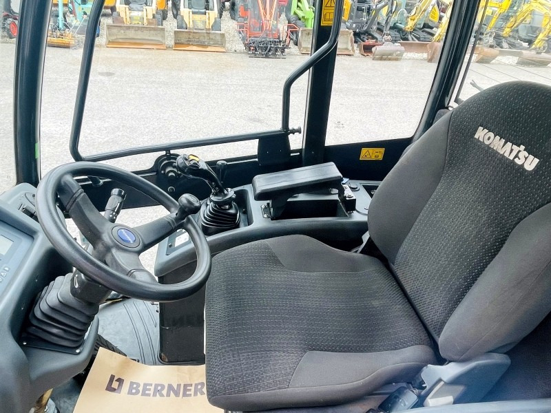 Komatsu WA100M-7 (3823) - Cargadora de ruedas: foto 5 Komatsu WA100M-7 (3823) - Cargadora de ruedas: foto 5