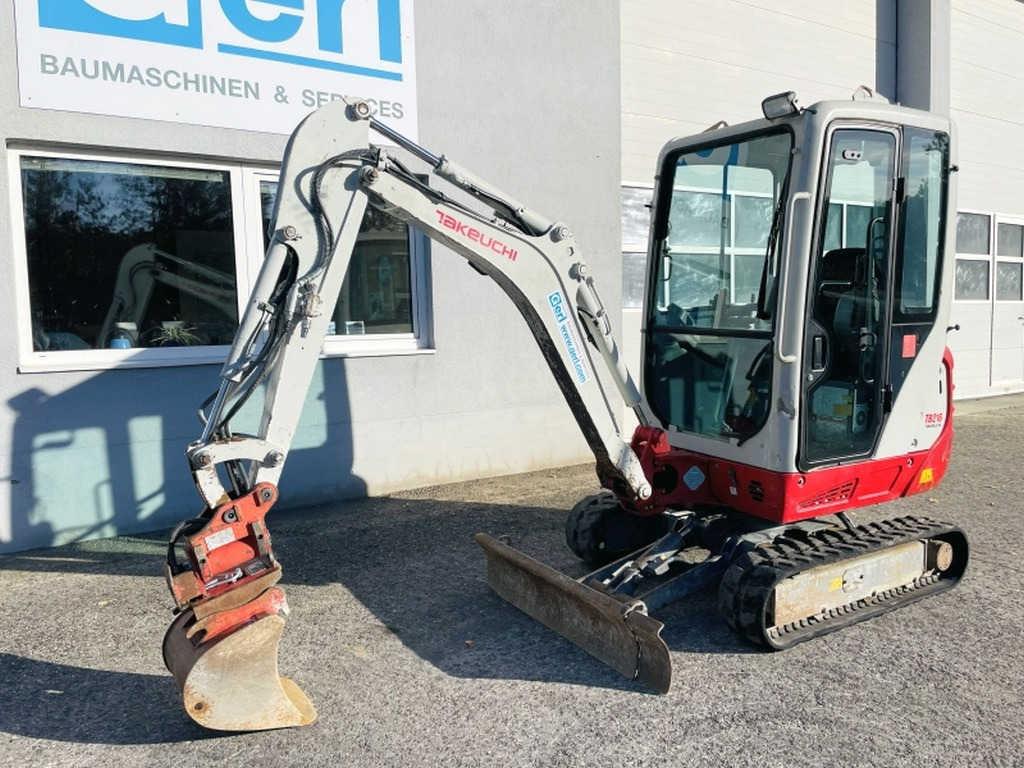Takeuchi TB216 (4095) - Miniexcavadora: foto 4 Takeuchi TB216 (4095) - Miniexcavadora: foto 4