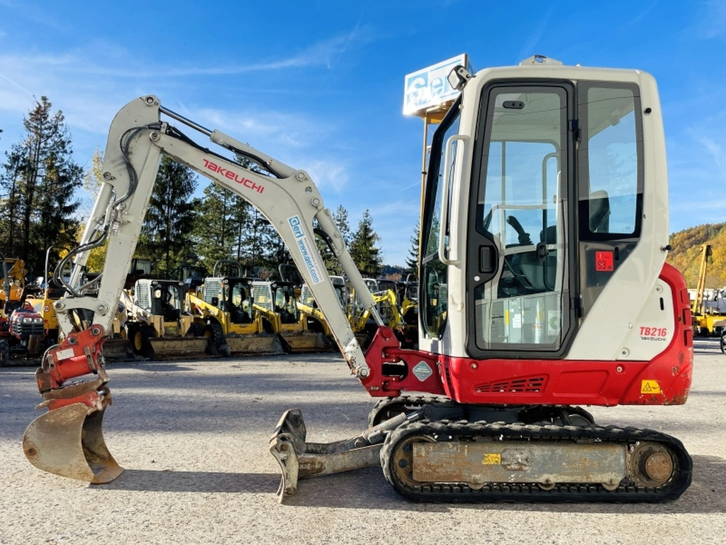 Takeuchi TB216 (4095) - Miniexcavadora: foto 1 Takeuchi TB216 (4095) - Miniexcavadora: foto 1