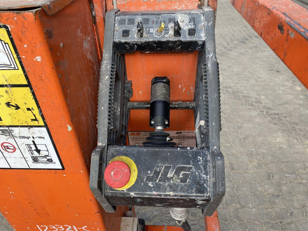 JLG 1230ES - Plataforma de mástil vertical: foto 3 JLG 1230ES - Plataforma de mástil vertical: foto 3