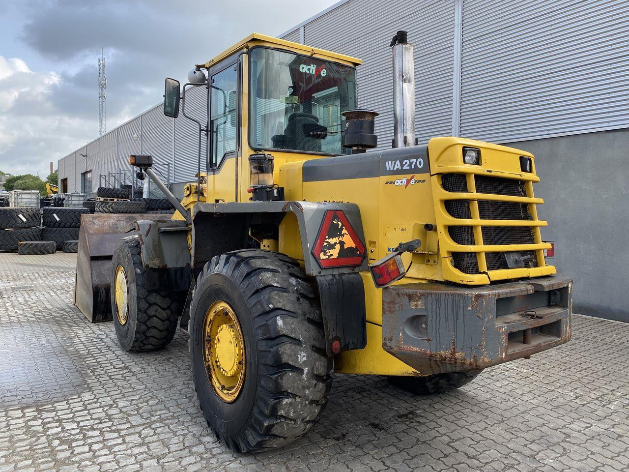 Komatsu WA270-3 - Cargadora de ruedas: foto 2 Komatsu WA270-3 - Cargadora de ruedas: foto 2