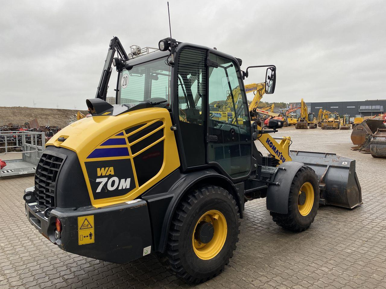 Komatsu WA70M-8EO - Cargadora articulada: foto 4 Komatsu WA70M-8EO - Cargadora articulada: foto 4