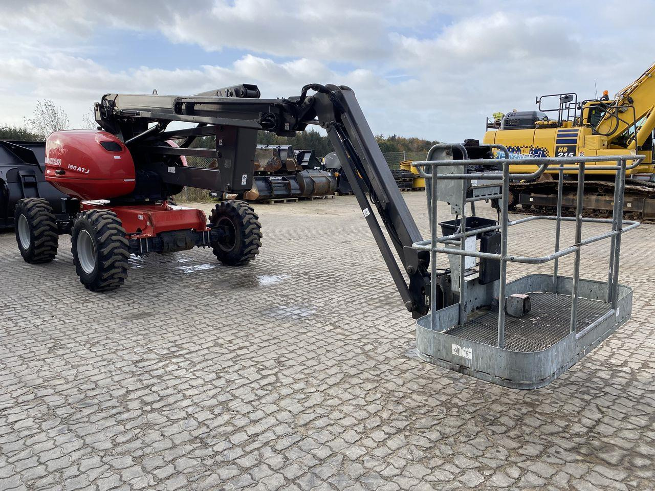 Manitou 180ATJ 2 RC - Plataforma articulada: foto 5 Manitou 180ATJ 2 RC - Plataforma articulada: foto 5