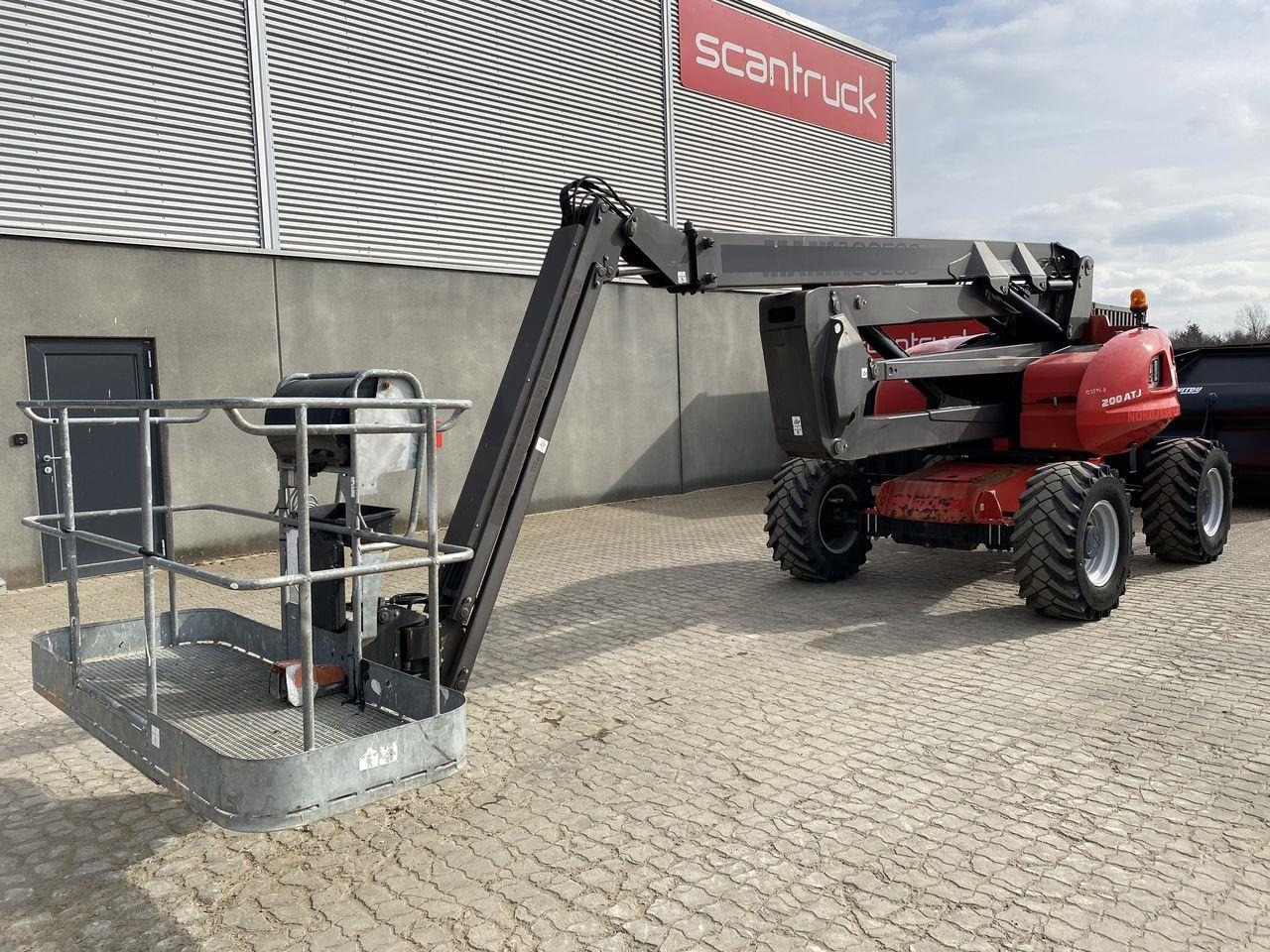 Manitou 200ATJ RC - Plataforma articulada: foto 1 Manitou 200ATJ RC - Plataforma articulada: foto 1