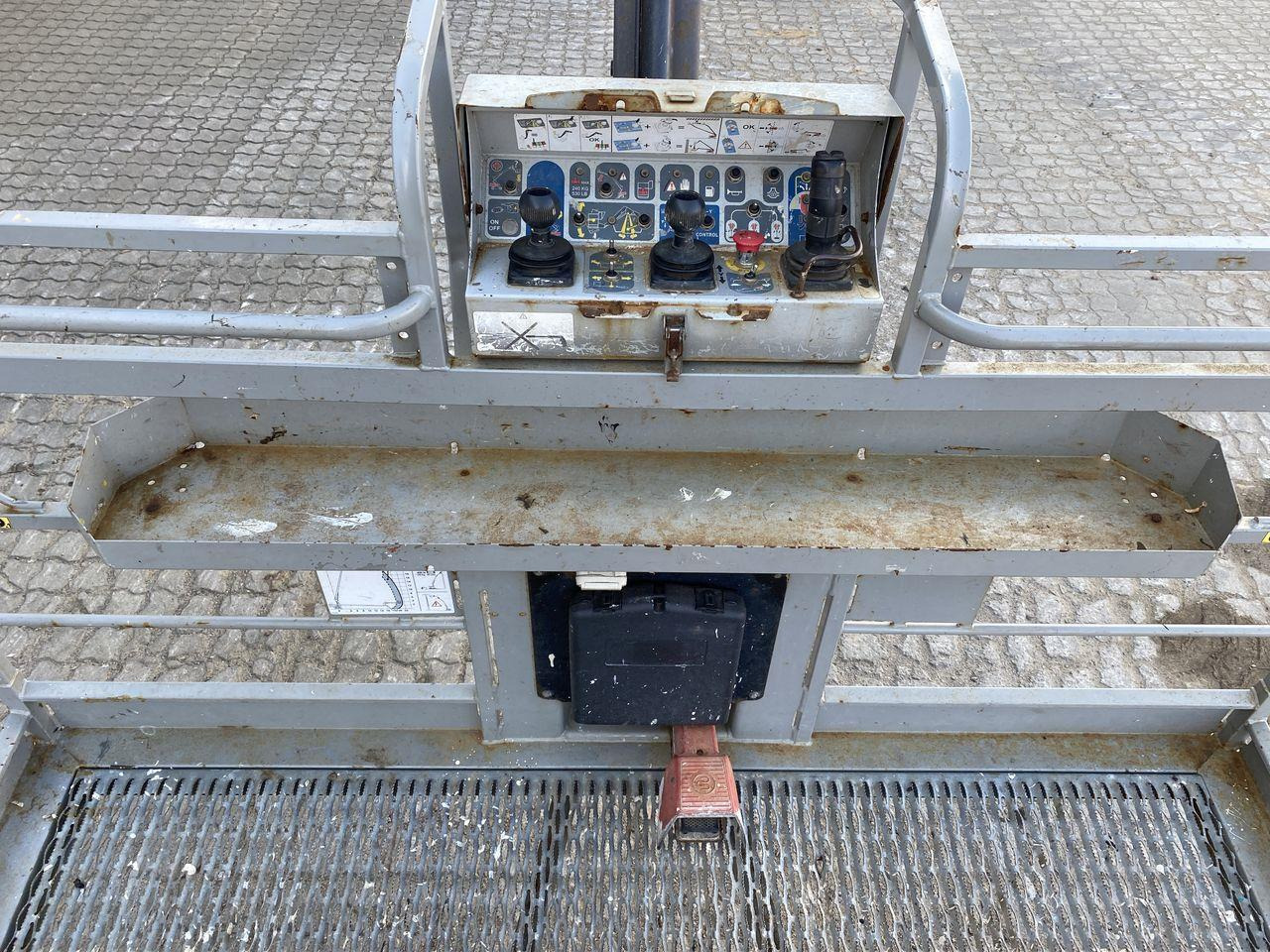 Manitou 280TJ - Plataforma telescopica: foto 3 Manitou 280TJ - Plataforma telescopica: foto 3