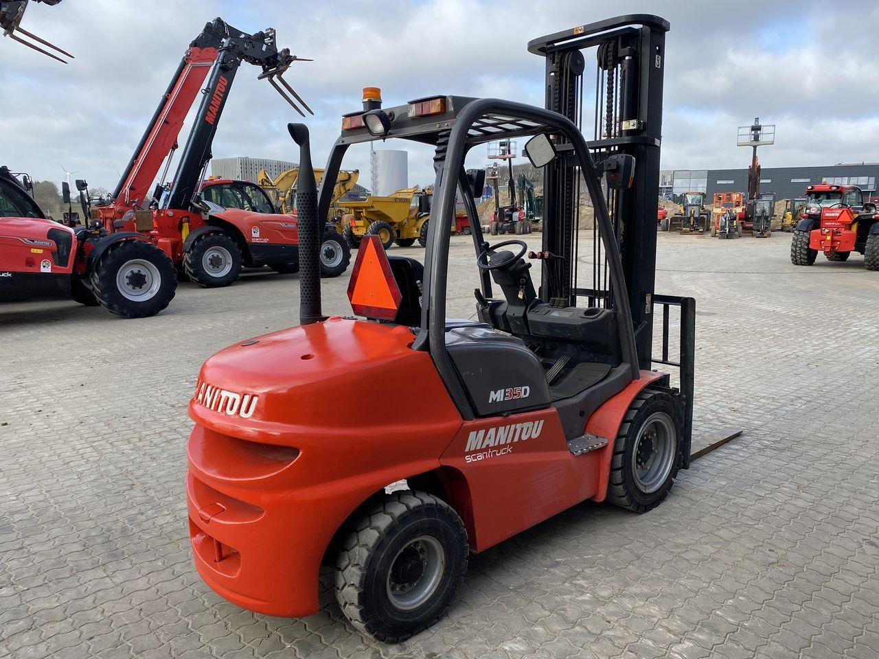 Manitou MI35D - Carretilla elevadora diésel: foto 4 Manitou MI35D - Carretilla elevadora diésel: foto 4