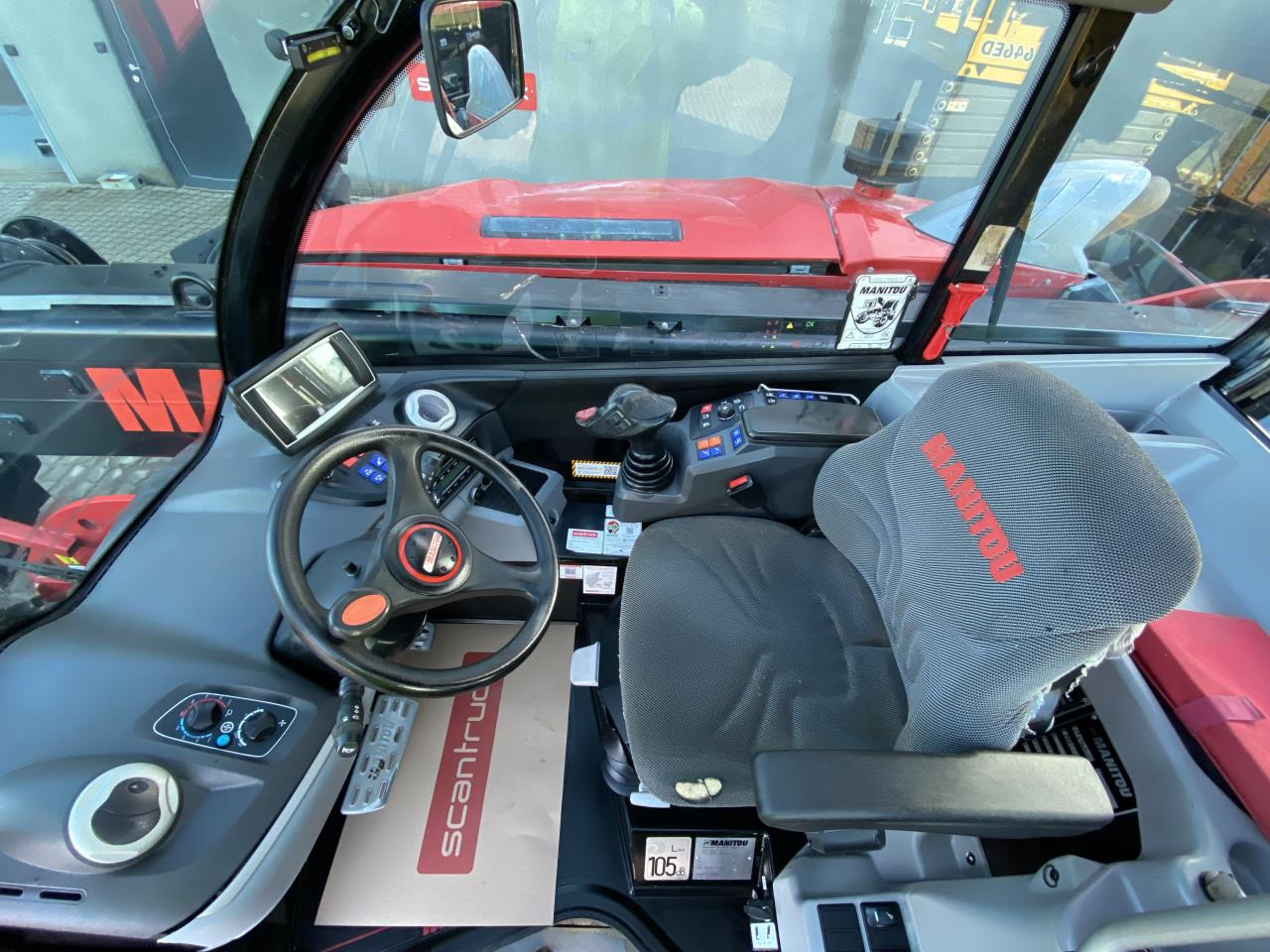 Manitou MLT841-145PS+ ELITE ST5 - Manipulador telescópico: foto 3 Manitou MLT841-145PS+ ELITE ST5 - Manipulador telescópico: foto 3