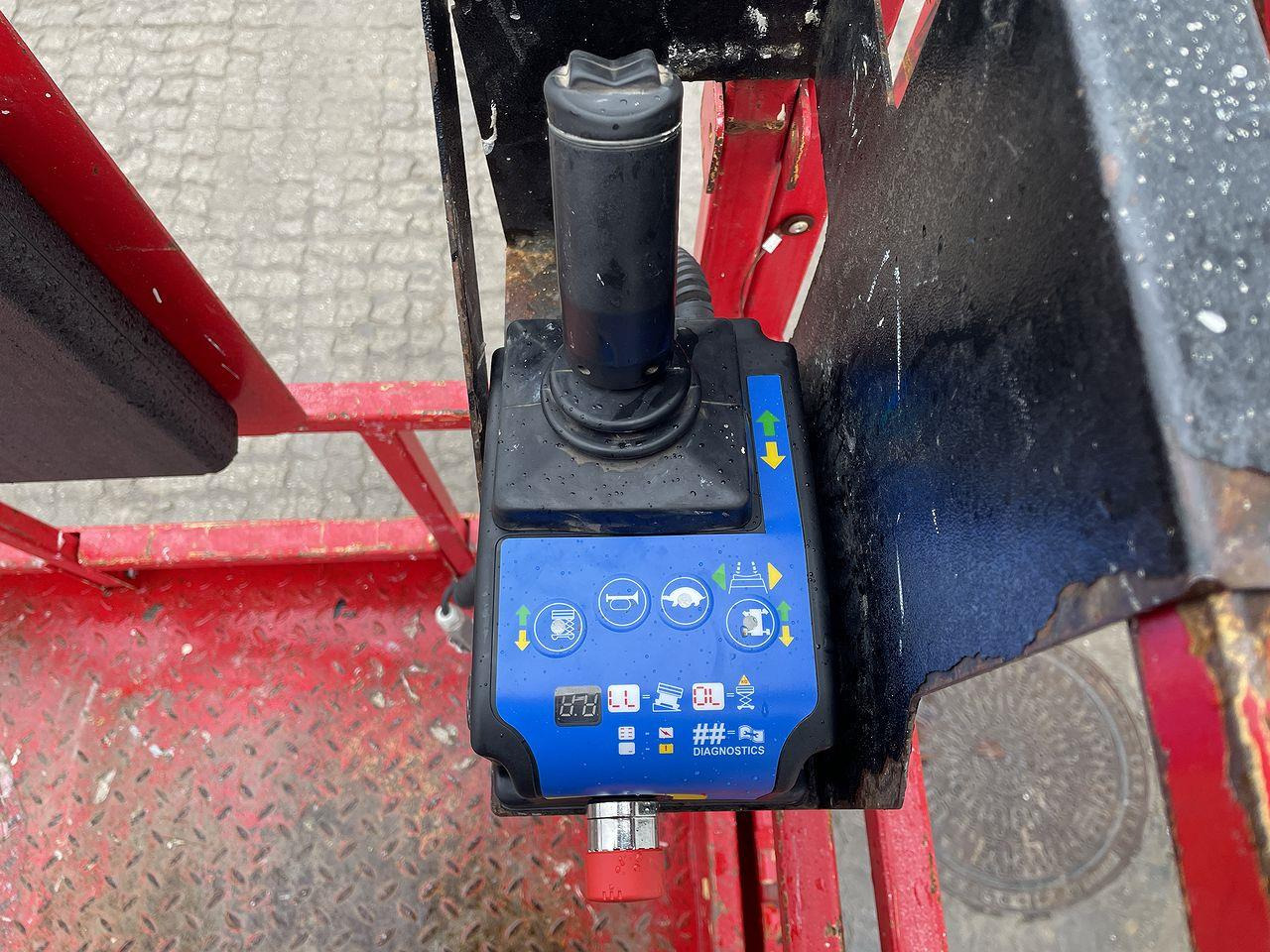 Mantall XE160W - Plataforma de tijeras: foto 3 Mantall XE160W - Plataforma de tijeras: foto 3