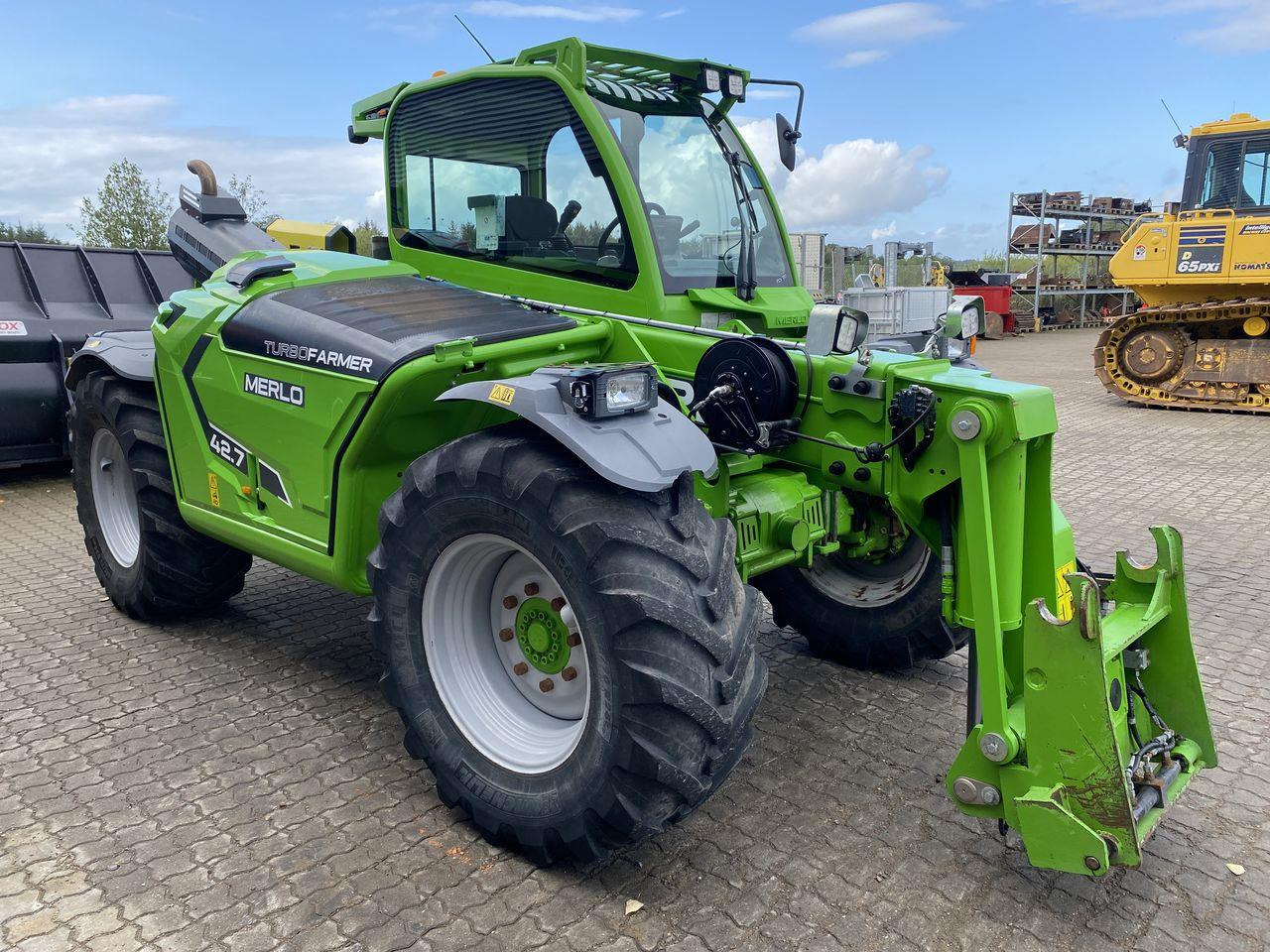 Merlo TF42.7-145 - Manipulador telescópico: foto 5 Merlo TF42.7-145 - Manipulador telescópico: foto 5