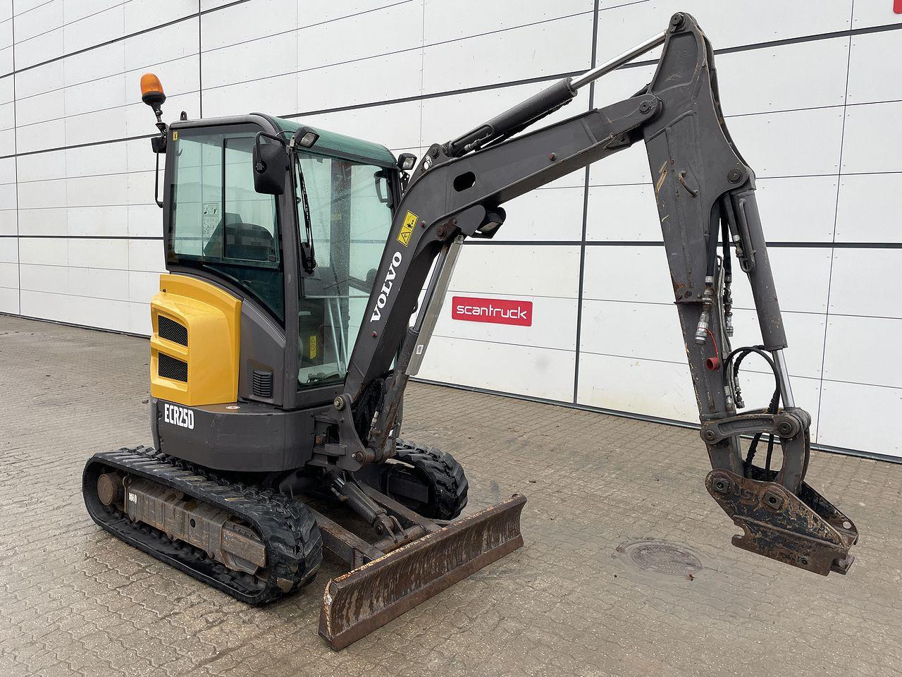 Volvo ECR25 - Miniexcavadora: foto 5 Volvo ECR25 - Miniexcavadora: foto 5