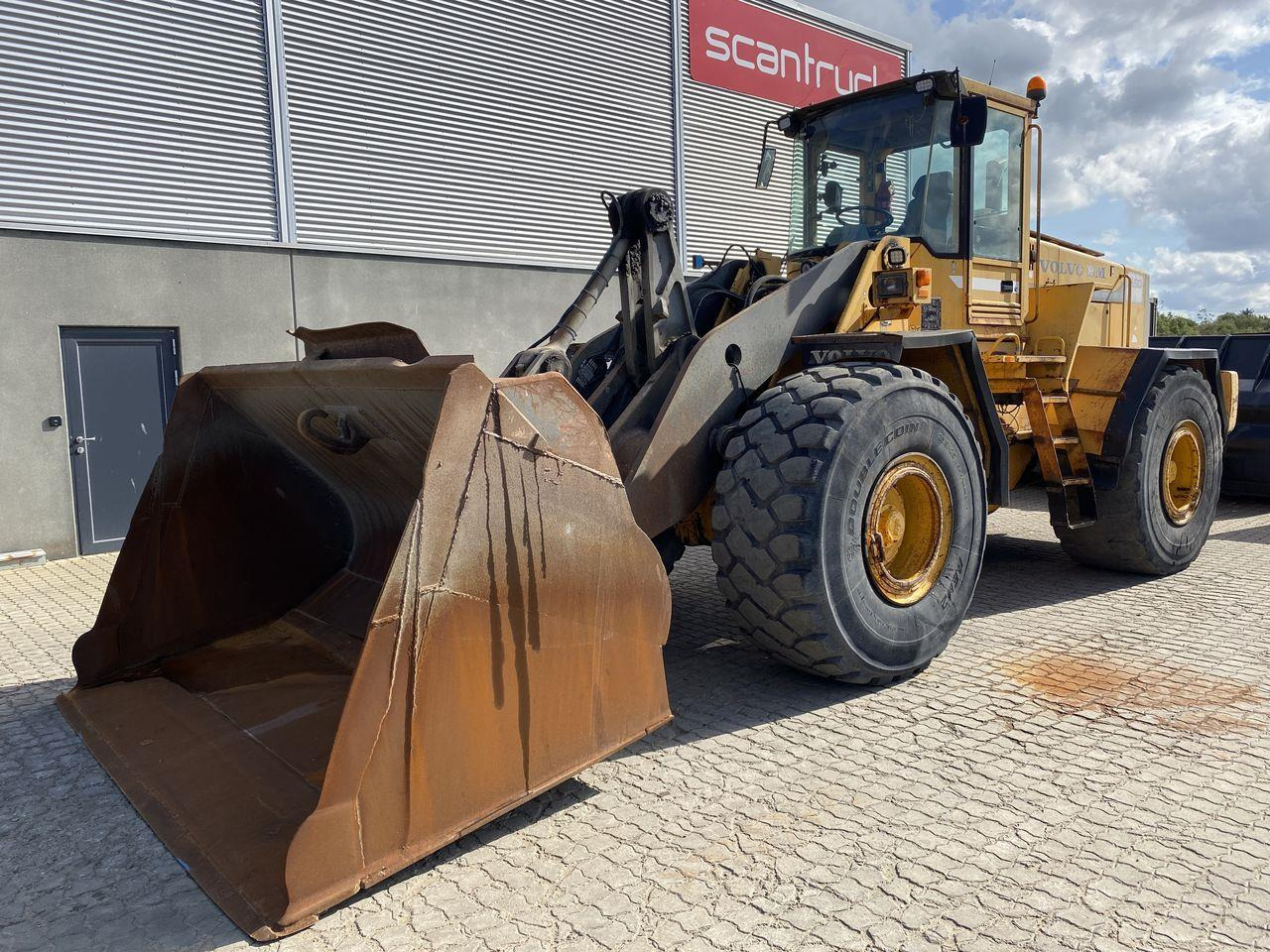 Volvo L150 - Cargadora de ruedas: foto 1 Volvo L150 - Cargadora de ruedas: foto 1