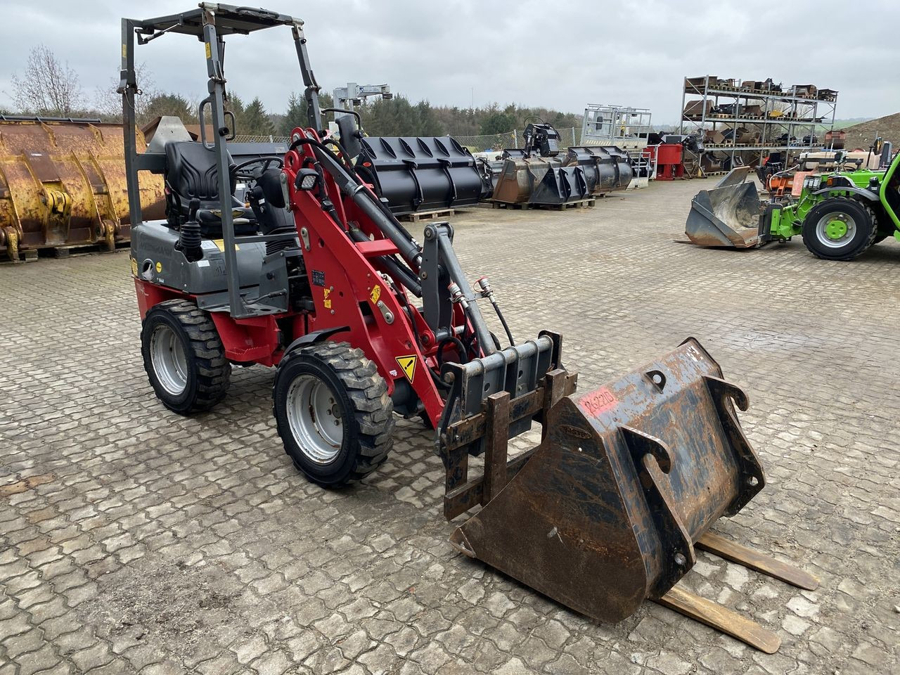 Weidemann 1140 - Cargadora articulada: foto 5 Weidemann 1140 - Cargadora articulada: foto 5