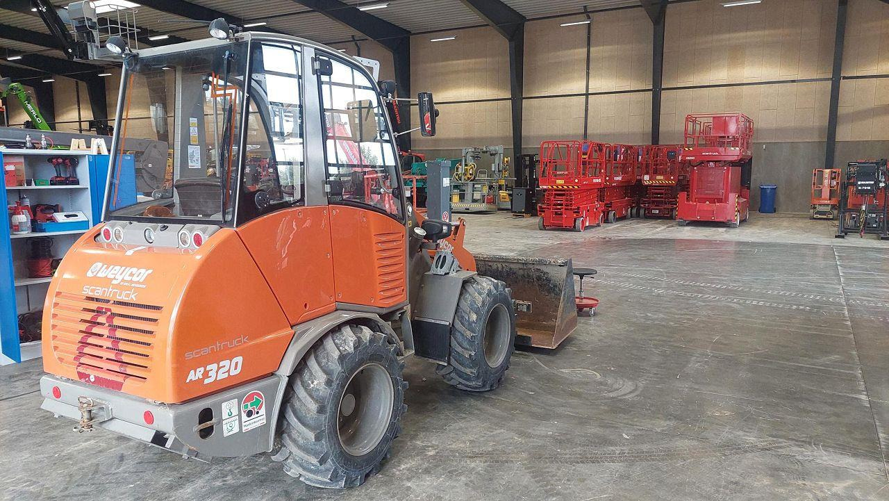 Weycor AR320 Cab - Cargadora articulada: foto 4 Weycor AR320 Cab - Cargadora articulada: foto 4