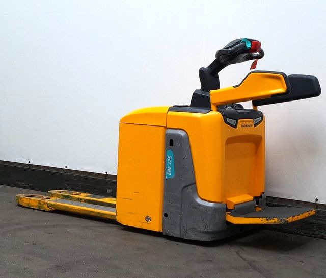 Jungheinrich ERE125 - Transpaleta: foto 2 Jungheinrich ERE125 - Transpaleta: foto 2