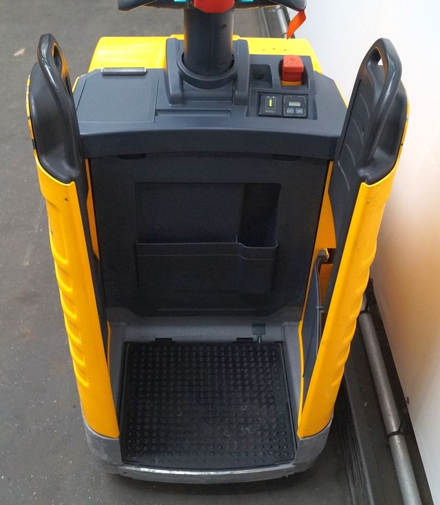 Jungheinrich ERE225 - Transpaleta: foto 3 Jungheinrich ERE225 - Transpaleta: foto 3