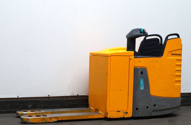 Jungheinrich ERE225 - Transpaleta: foto 1 Jungheinrich ERE225 - Transpaleta: foto 1