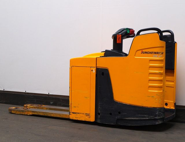 Jungheinrich ERE225 - Transpaleta: foto 2 Jungheinrich ERE225 - Transpaleta: foto 2