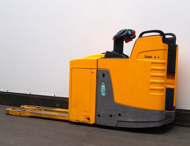 Jungheinrich ERE225 - Transpaleta: foto 2 Jungheinrich ERE225 - Transpaleta: foto 2