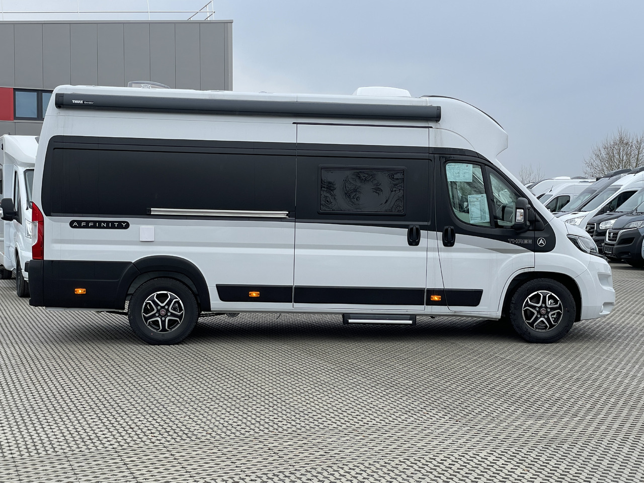 Affinity Three - Cámper: foto 2 Affinity Three - Cámper: foto 2