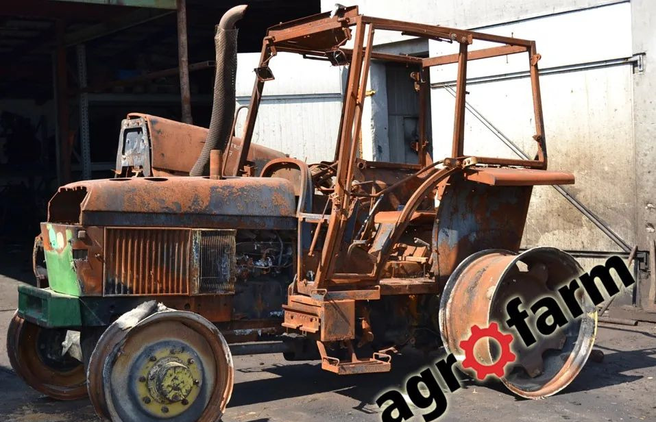 John Deere 1950 2250 most silnik skrzynia blok obudowa wał - Caja de cambios para Maquinaria agrícola: foto 1 John Deere 1950 2250 most silnik skrzynia blok obudowa wał - Caja de cambios para Maquinaria agrícola: foto 1