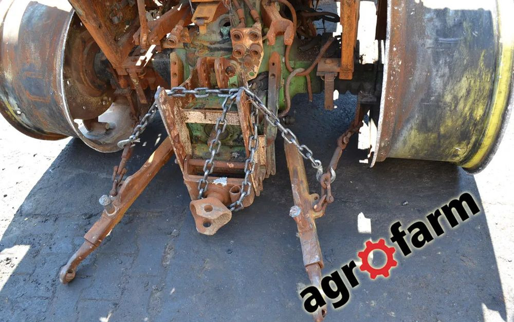 John Deere 1950 2250 most silnik skrzynia blok obudowa wał - Caja de cambios para Maquinaria agrícola: foto 2 John Deere 1950 2250 most silnik skrzynia blok obudowa wał - Caja de cambios para Maquinaria agrícola: foto 2
