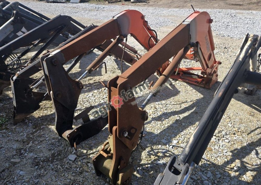 Ładowacz czołowy z adaptacją, Kubota M8540 LA1353 - Cargador frontal para tractor: foto 4 Ładowacz czołowy z adaptacją, Kubota M8540 LA1353 - Cargador frontal para tractor: foto 4