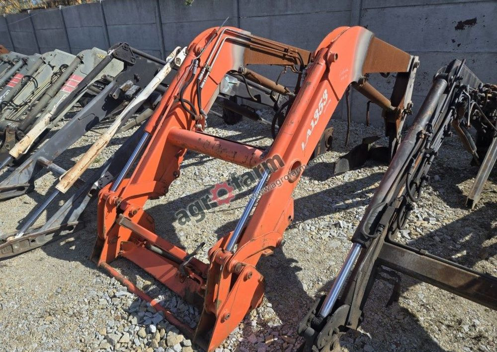 Ładowacz czołowy z adaptacją, Kubota M8540 LA1353 - Cargador frontal para tractor: foto 2 Ładowacz czołowy z adaptacją, Kubota M8540 LA1353 - Cargador frontal para tractor: foto 2