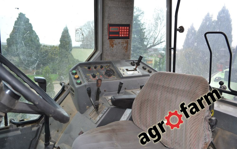 Massey Ferguson 3125 silnik skrzynia most wał blok zwolnica oś - Caja de cambios para Maquinaria agrícola: foto 5 Massey Ferguson 3125 silnik skrzynia most wał blok zwolnica oś - Caja de cambios para Maquinaria agrícola: foto 5