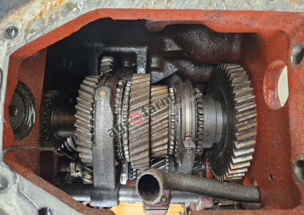 Skrzynia biegów Deutz Agroxtra 6.17 - Caja de cambios: foto 2 Skrzynia biegów Deutz Agroxtra 6.17 - Caja de cambios: foto 2