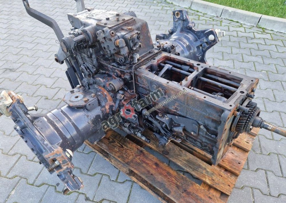 Skrzynia biegów, most tylny Landini Rex 80 F - Caja de cambios: foto 3 Skrzynia biegów, most tylny Landini Rex 80 F - Caja de cambios: foto 3