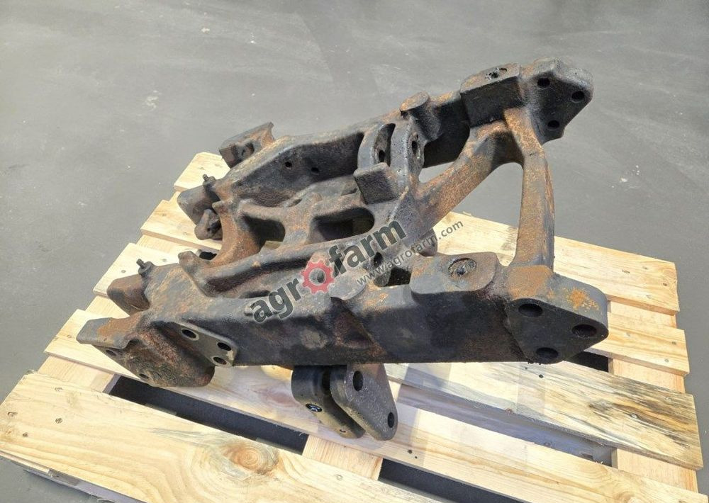Suport przedni John Deere 6520, 6620, 6820. - Suspensión: foto 1 Suport przedni John Deere 6520, 6620, 6820. - Suspensión: foto 1