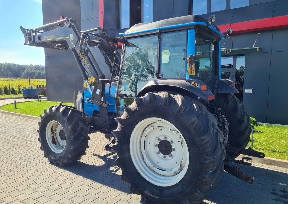 Valtra A95 - Tractor: foto 4 Valtra A95 - Tractor: foto 4