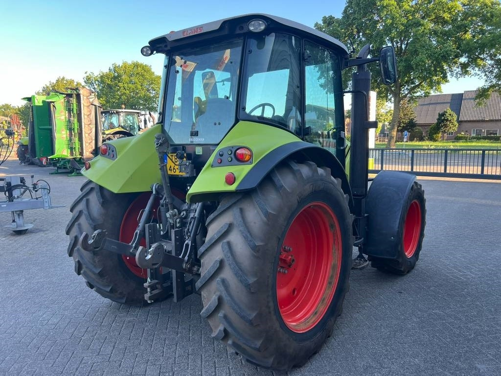Claas Arion 410 - Tractor: foto 5 Claas Arion 410 - Tractor: foto 5