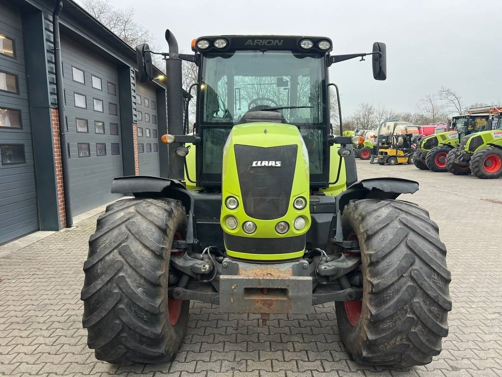 Claas Arion 630 Cebis - Tractor: foto 5 Claas Arion 630 Cebis - Tractor: foto 5