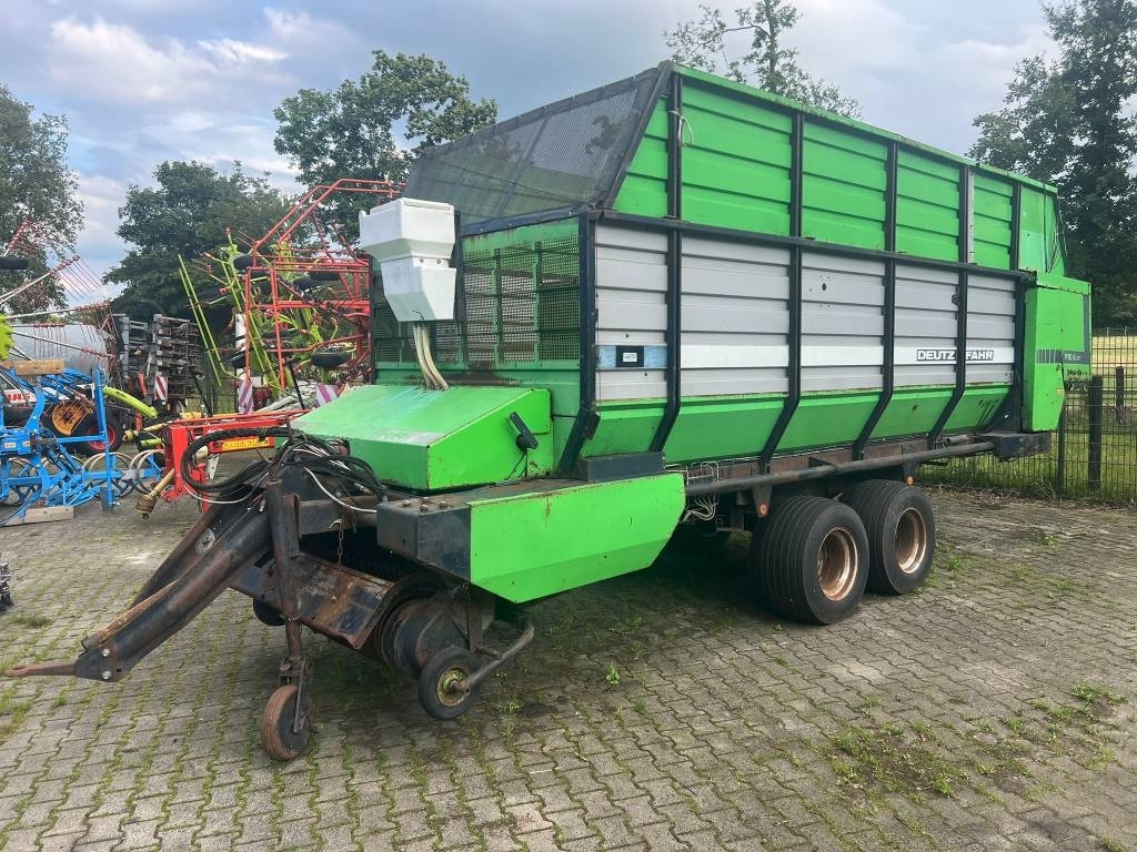 Deutz-fahr FE 6.37 opraap doseerwagen - Remolque autocargador: foto 1 Deutz-fahr FE 6.37 opraap doseerwagen - Remolque autocargador: foto 1