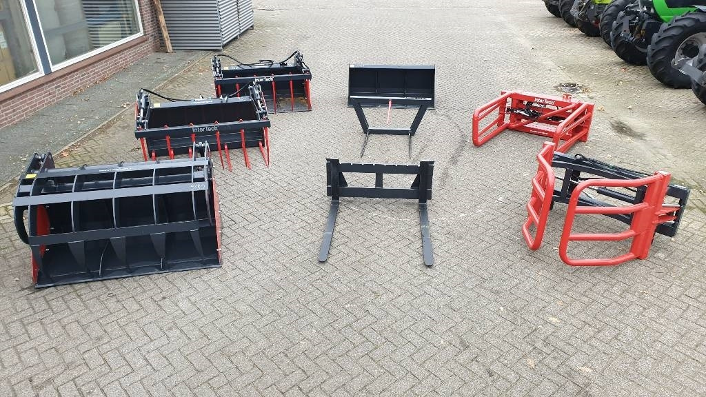 Inter-Tech Grondbak, Mestgreep, Pelikaanbak, Ronde, Vierkante - Implemento para Maquinaria agrícola: foto 1 Inter-Tech Grondbak, Mestgreep, Pelikaanbak, Ronde, Vierkante - Implemento para Maquinaria agrícola: foto 1