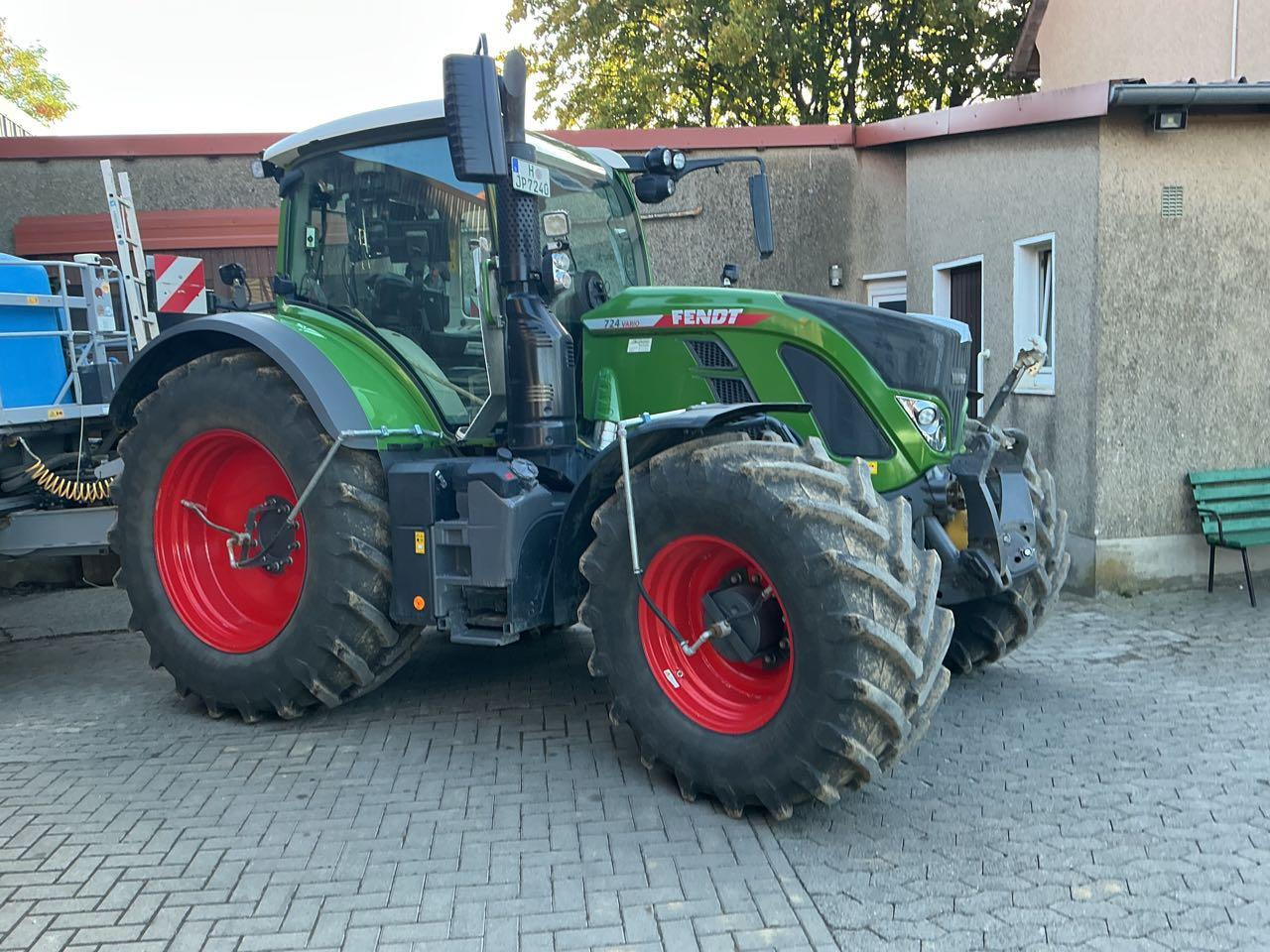 Fendt 724 Gen. 6 Profi Plus - Tractor: foto 3 Fendt 724 Gen. 6 Profi Plus - Tractor: foto 3