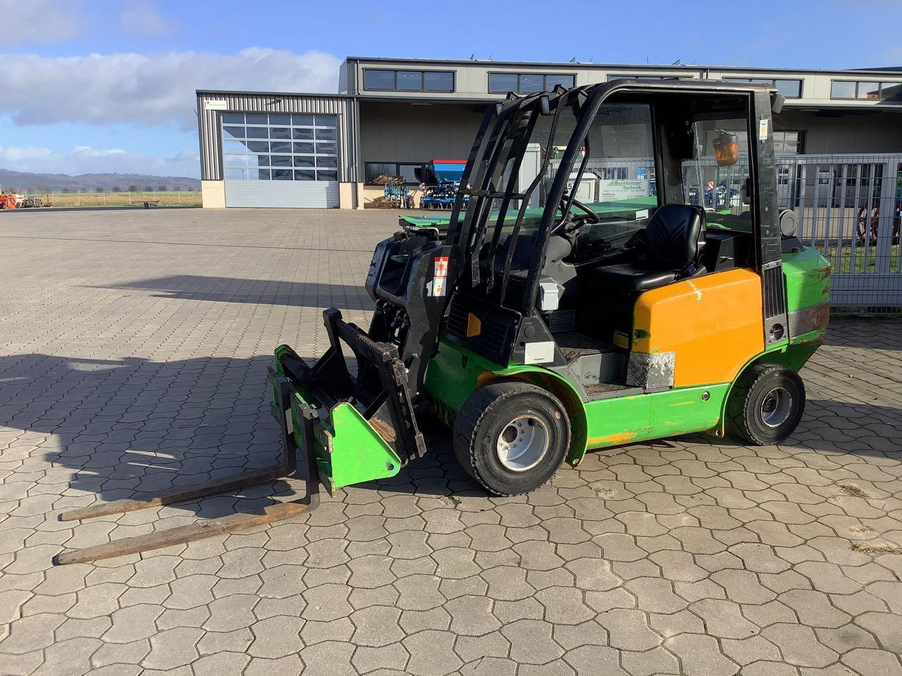 JCB Teletruk TLT 30 D - Manipulador telescópico: foto 2 JCB Teletruk TLT 30 D - Manipulador telescópico: foto 2
