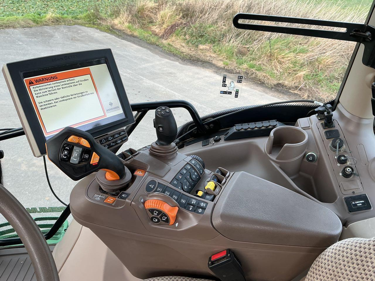 John Deere 6145 R Premium - Tractor: foto 3 John Deere 6145 R Premium - Tractor: foto 3