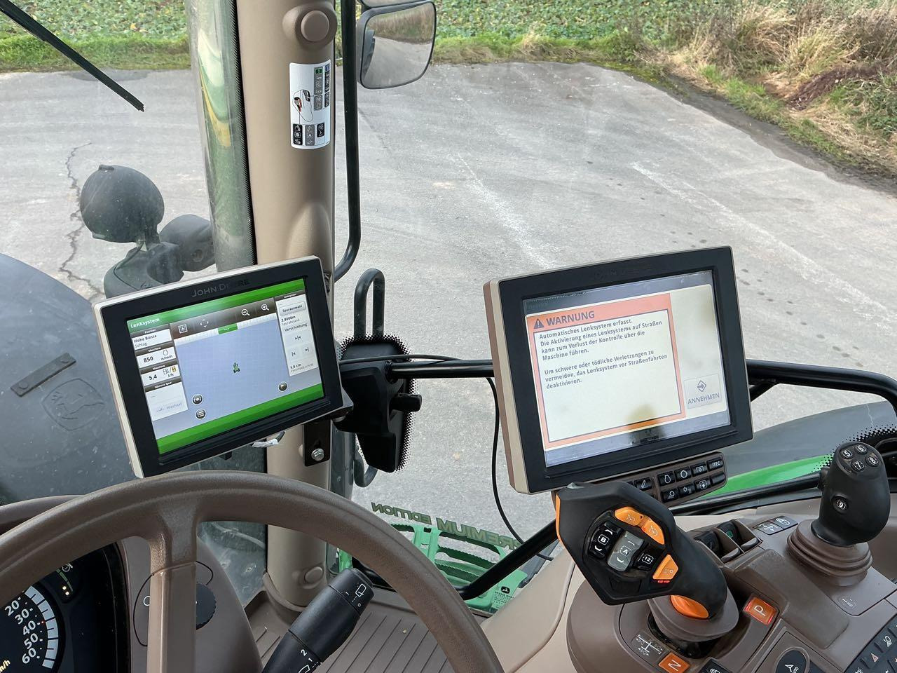 John Deere 6145 R Premium - Tractor: foto 4 John Deere 6145 R Premium - Tractor: foto 4